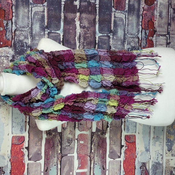 Suantrai of Ireland Woven Scarf - Picture 2 of 10